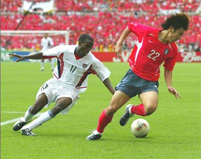 抬起双拳试 抬起双拳试