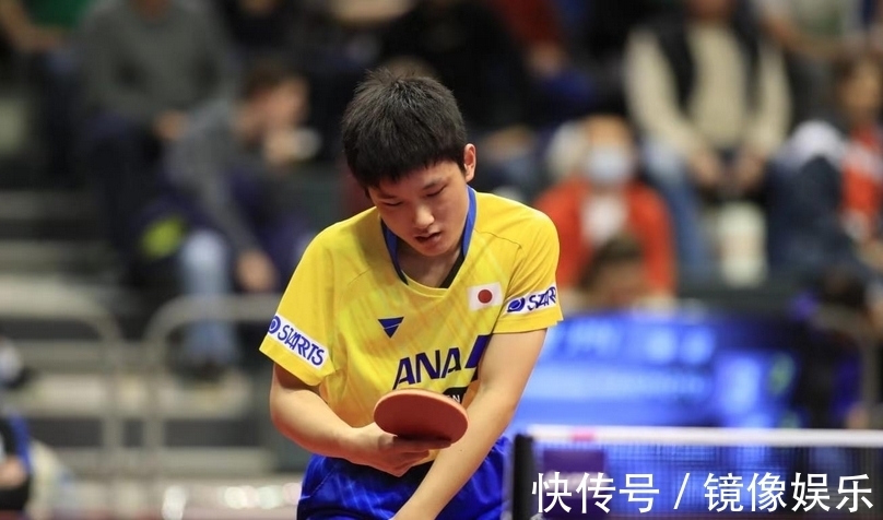 更衣室失控 更衣室失控