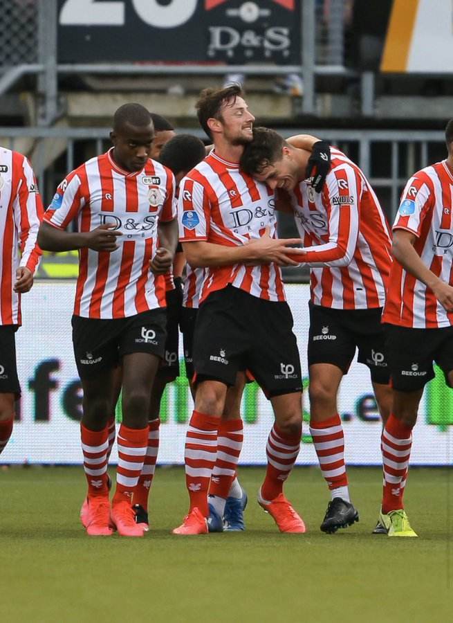 成为象征 成为象征